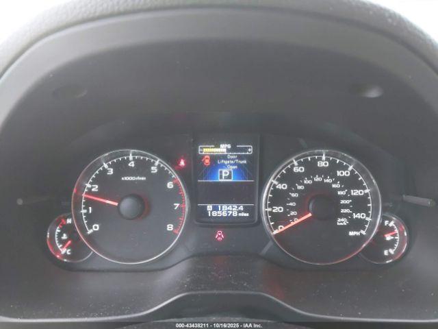 Subaru Outback 2.5i Limited Image 5