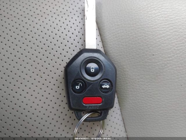 Subaru Outback 2.5i Limited Image 7