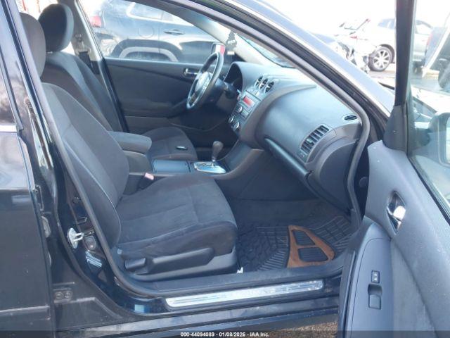 Nissan Altima 2.5 S Image 10