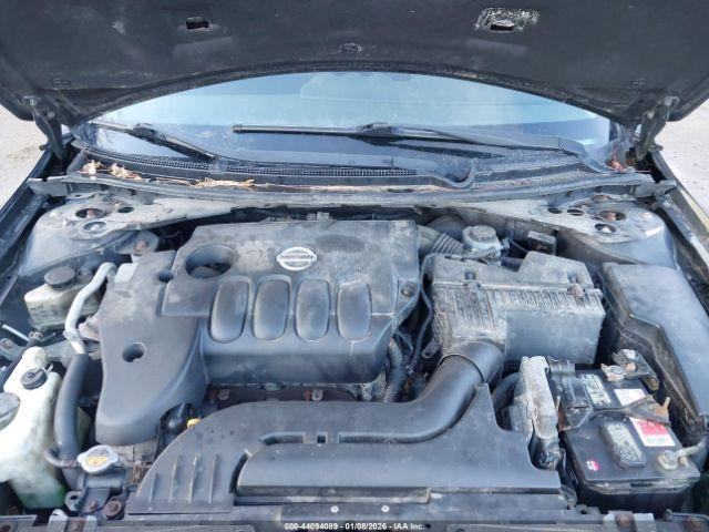 Nissan Altima 2.5 S Image 9