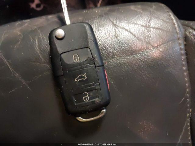 Volkswagen GTI 4-door Image 5