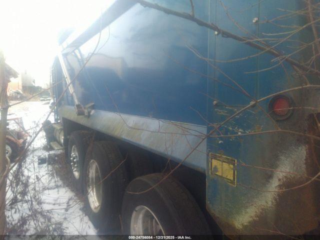 Kenworth T800 Image 5