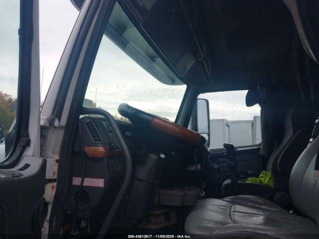 Volvo Vn Vnl Image 11