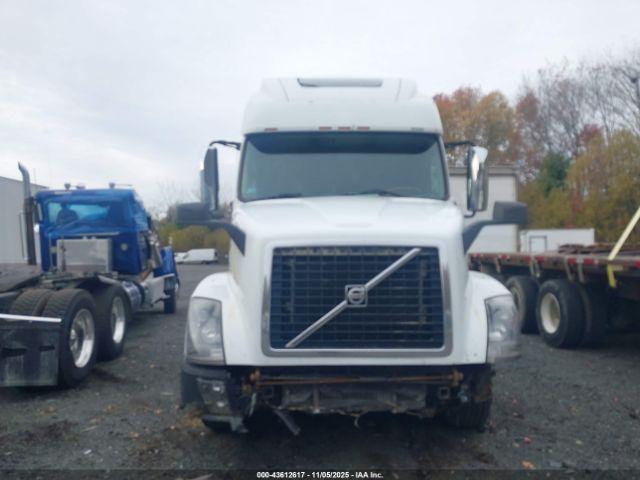 Volvo Vn Vnl Image 12